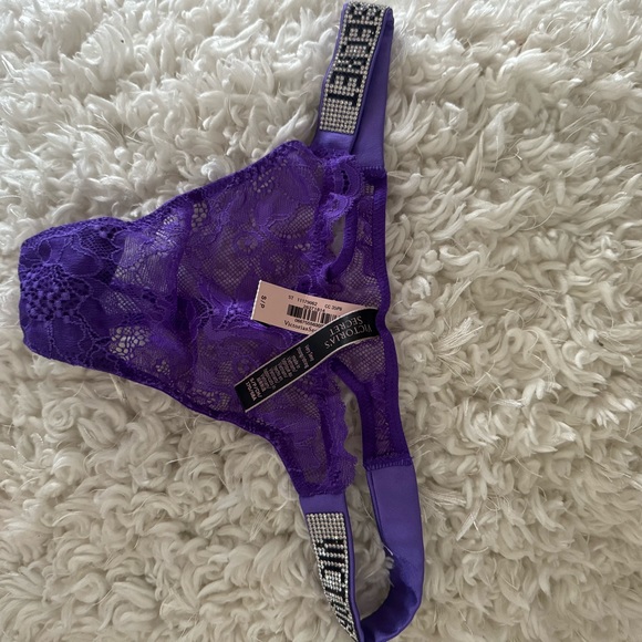 Lace thong bling - Picture 2 of 2